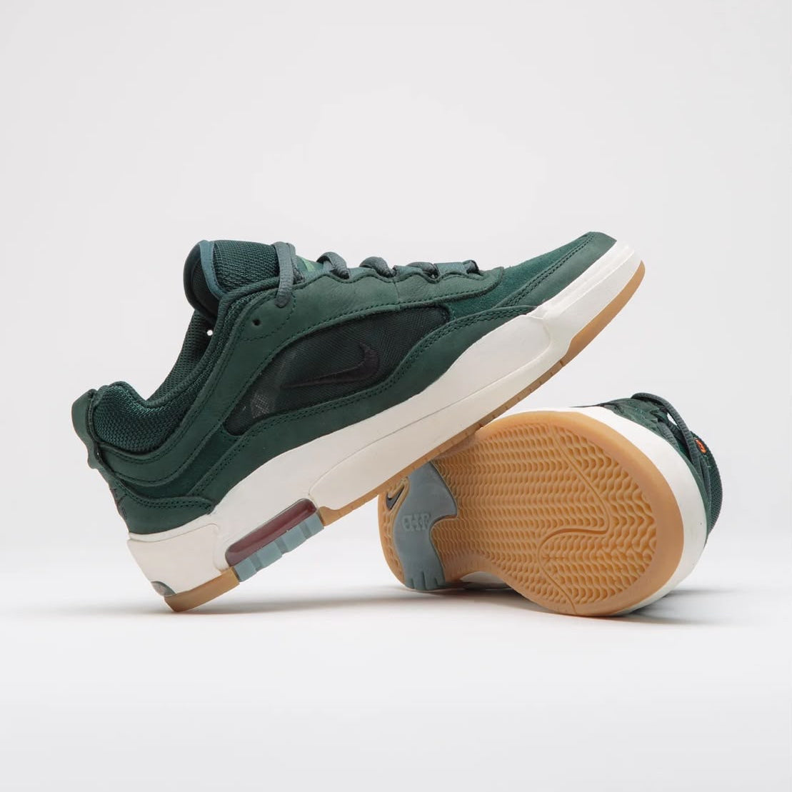 Nike SB - Air Max Ishod Shoe