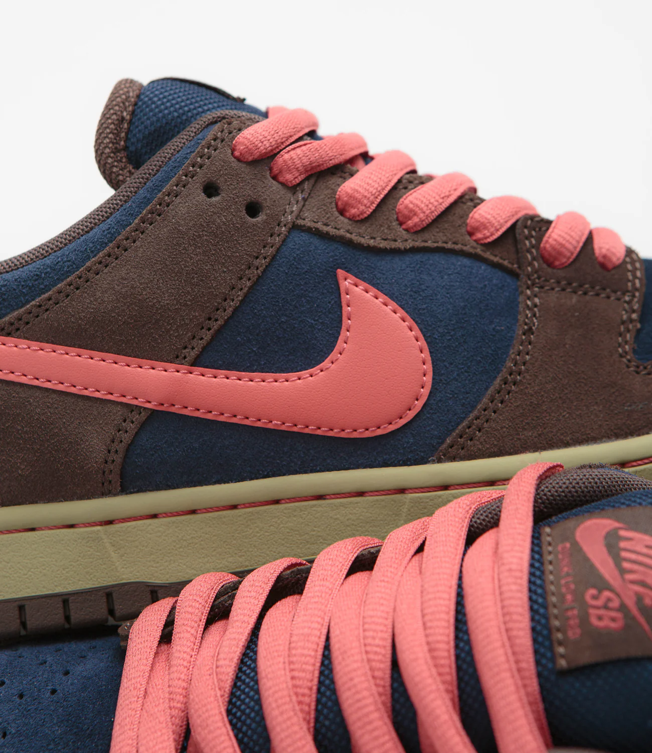 Nike SB - Dunk Low Pro