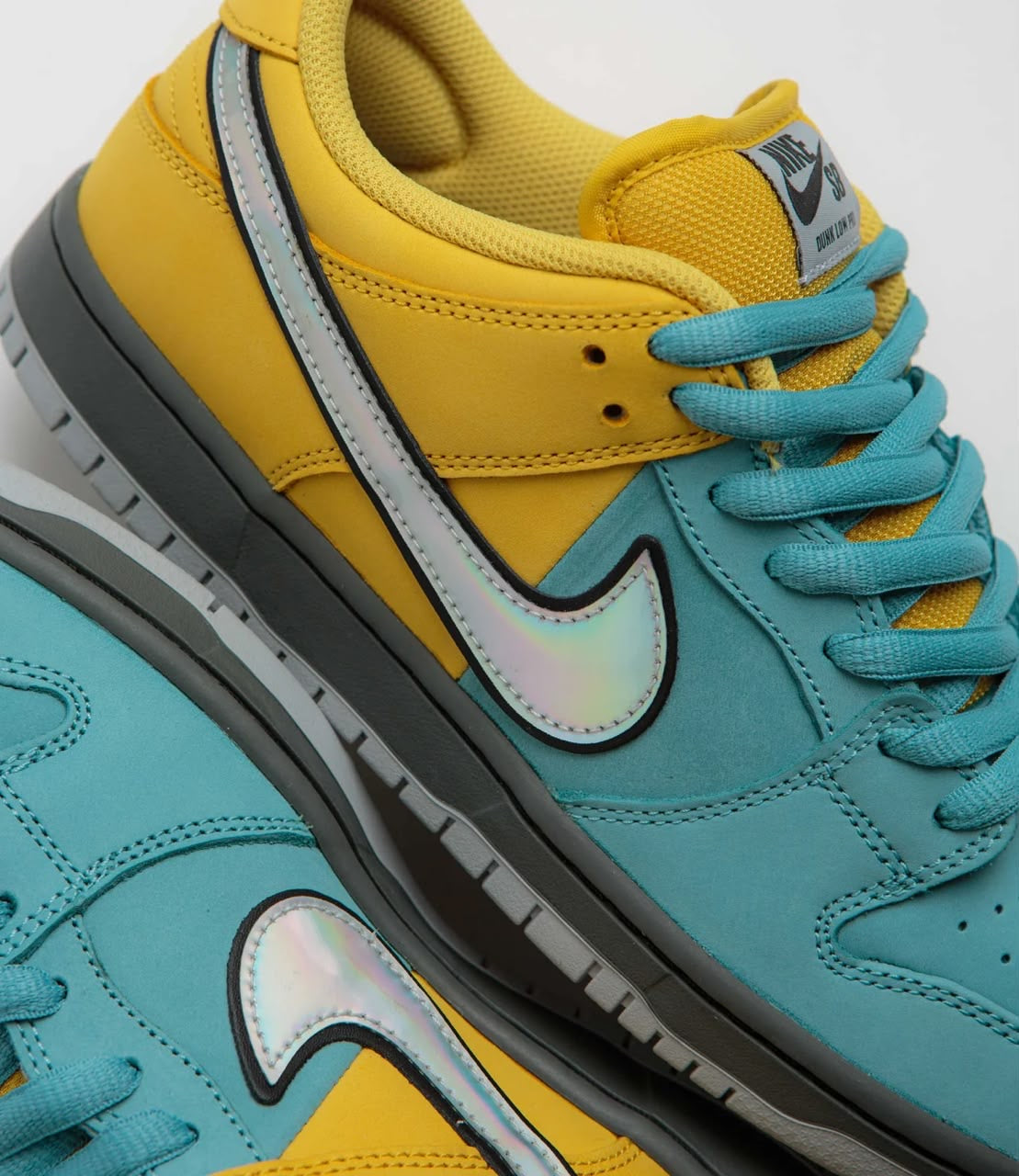 Nike SB - Dunk Low Pro “Muni Fast Pass” Shoes